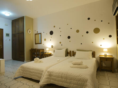 hotel kleopatra studio 